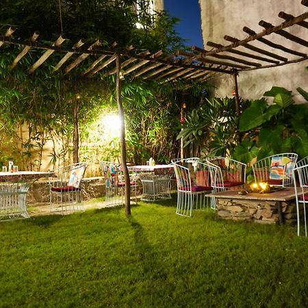 Petal Of Mewar - A Luxury Boutique Hotel Udaipur Buitenkant foto