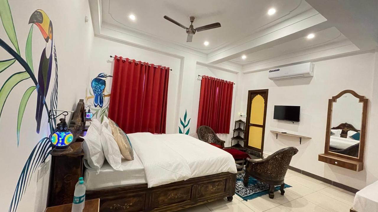 Petal Of Mewar - A Luxury Boutique Hotel Udaipur Buitenkant foto