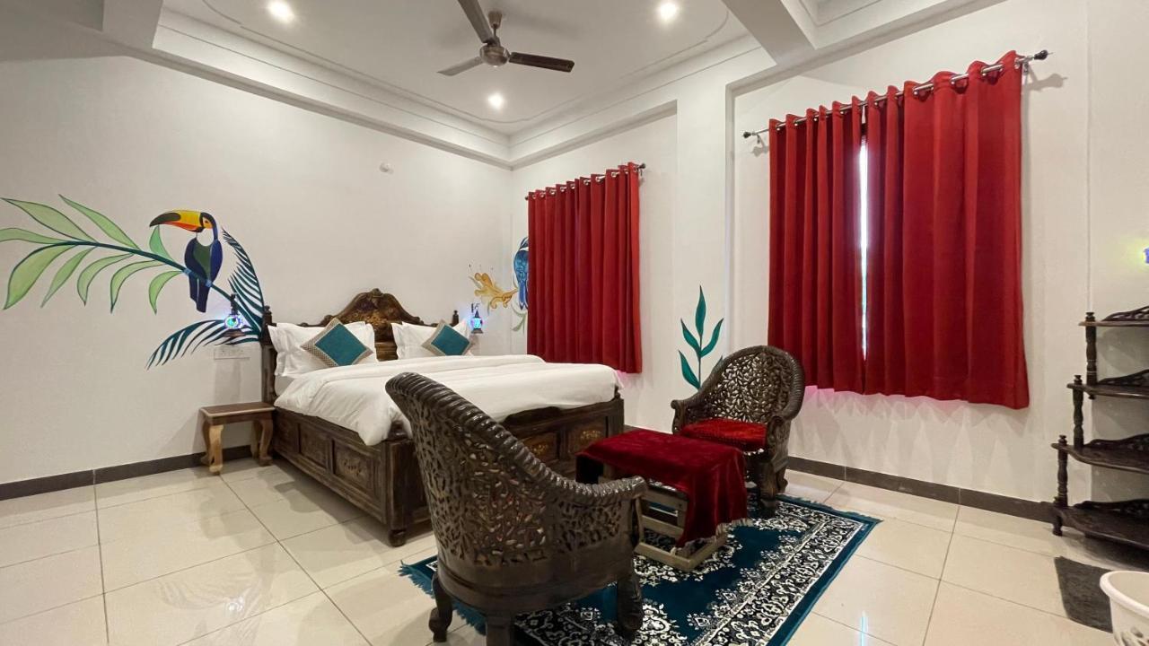 Petal Of Mewar - A Luxury Boutique Hotel Udaipur Buitenkant foto